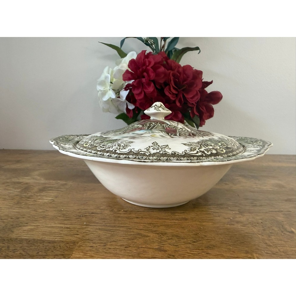 Johnson Brothers Friendly Village Covered Vegetable Bowl Covered Bridge England
